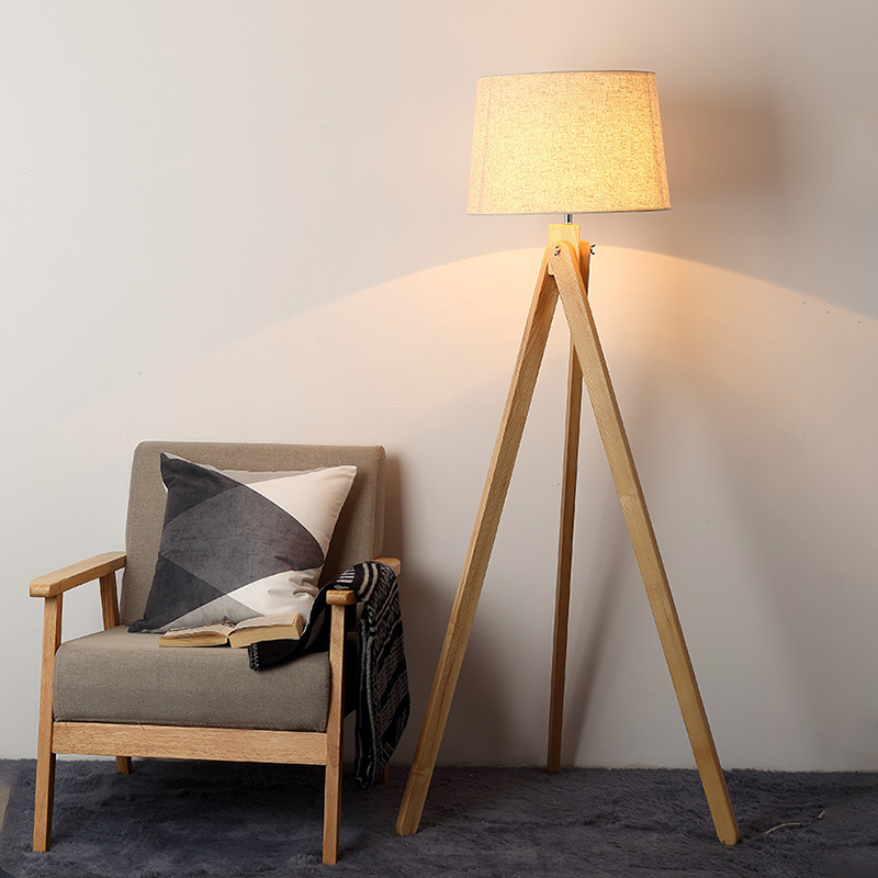 Floor Lamp Tripod - Bắc Âu Bằng Gỗ Đèn Sàn