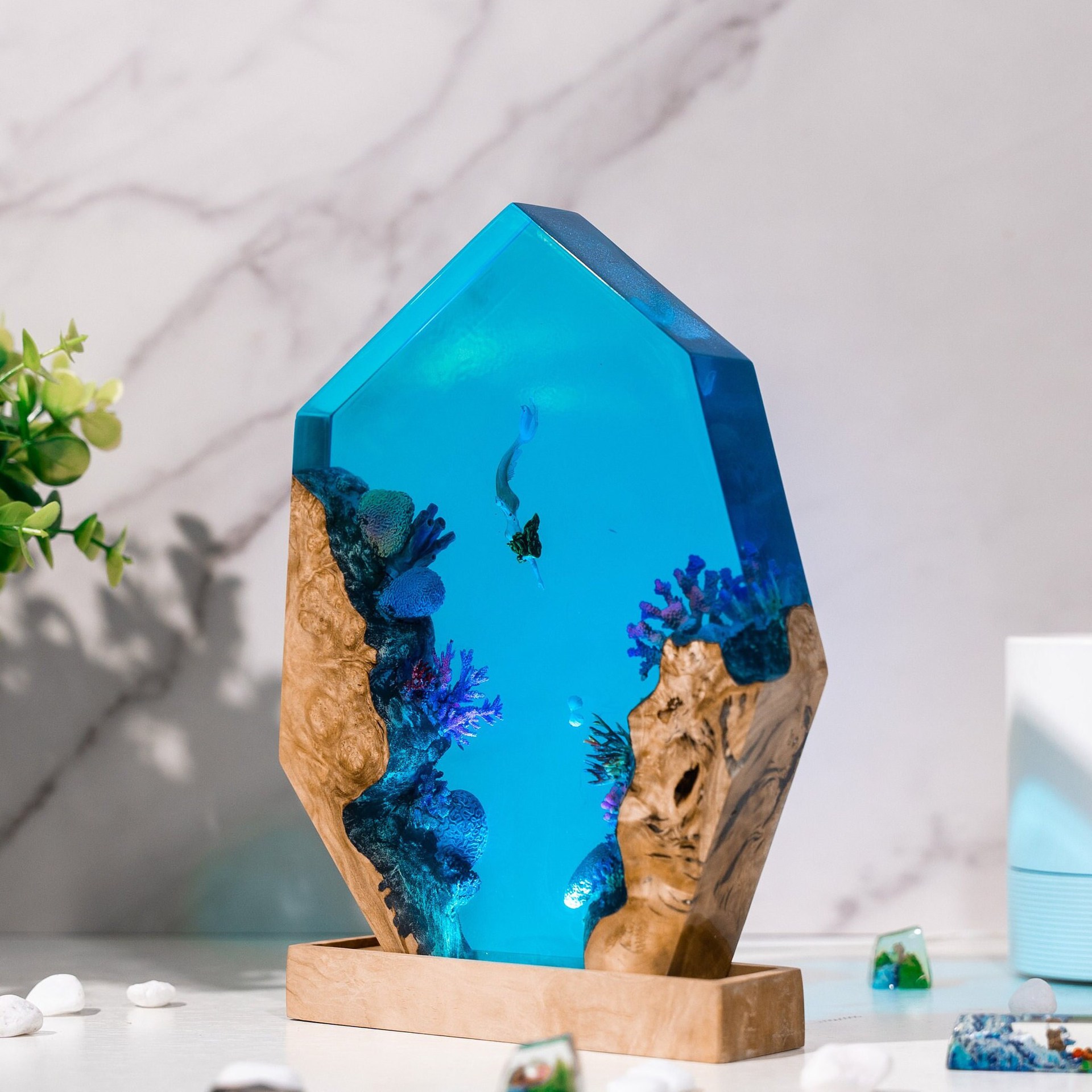 Customized Items Resin Table L - đánh giá và giá Lighting Decor Items