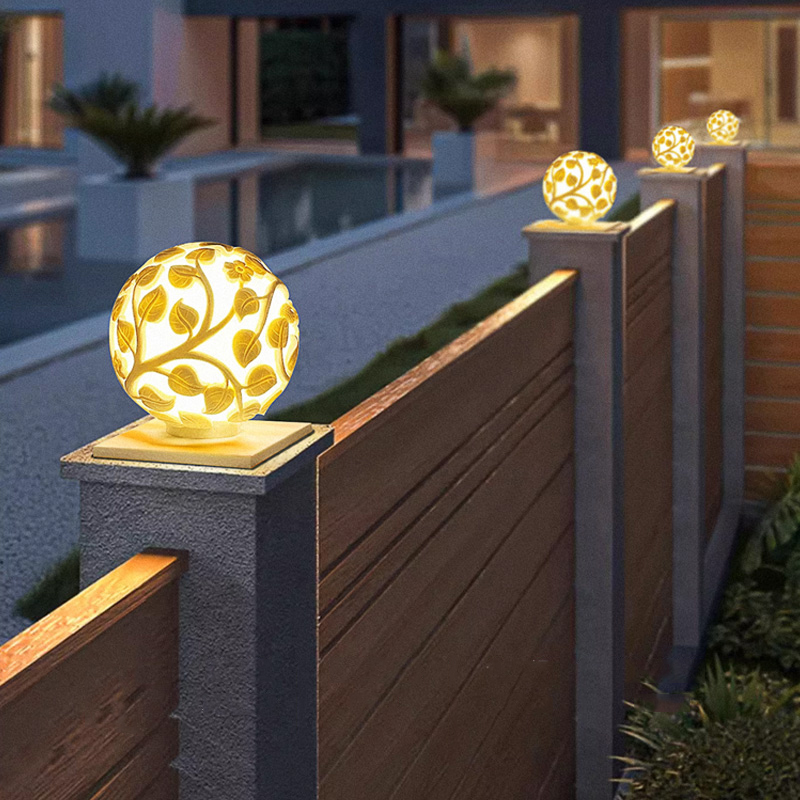 Outdoor column lights solar LE - đánh giá và giá Garden Lighting Decor