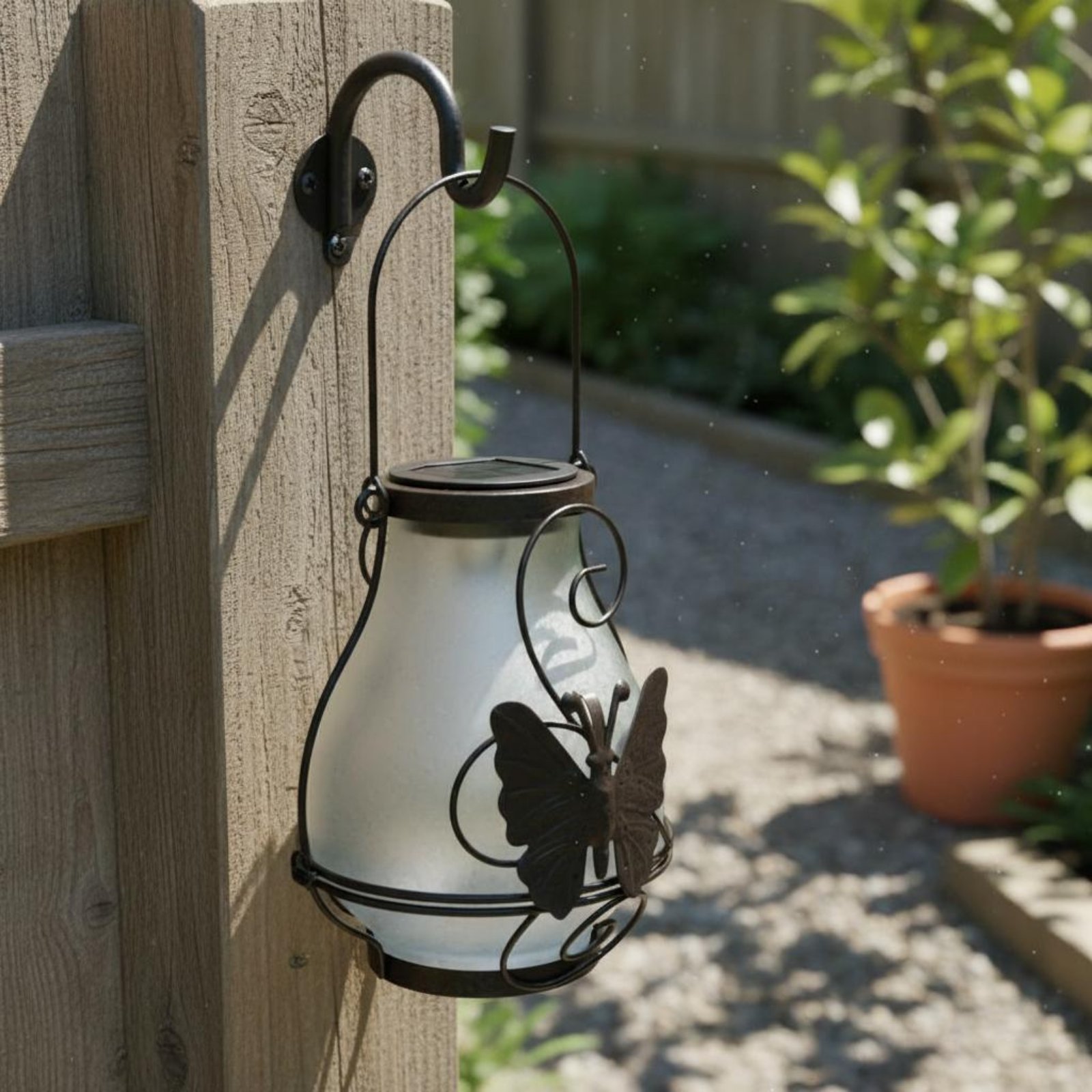 Solar Butterfly Lantern Waterp - đánh giá và giá Garden Lighting Decor